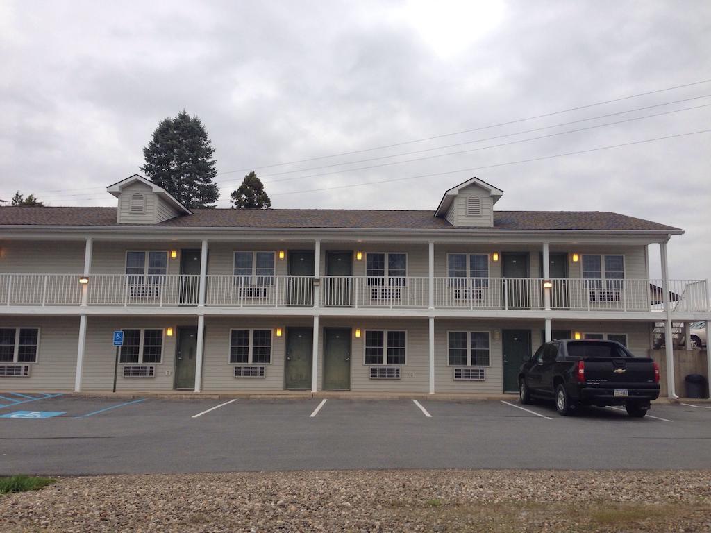 All Suites Inn Budget Host Lewisburg Quarto foto